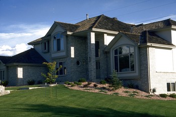 Photo of a contemporary-style home